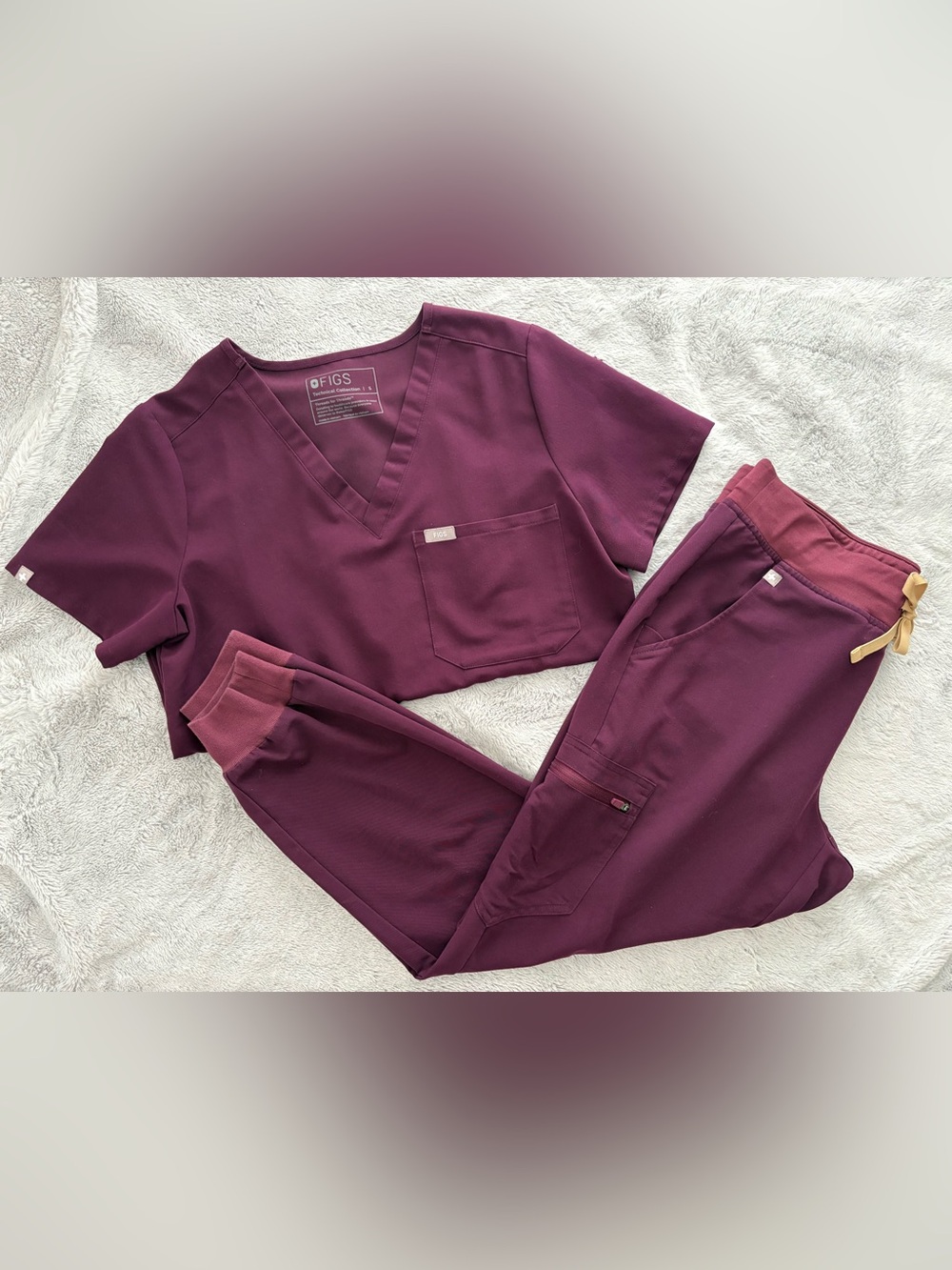 FIGS Women’s Deep Purple Scrubs - S Catarina Top & MP Zamora Jogger Pants